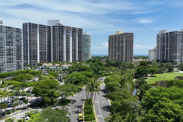 3675 N Country Club Dr # 204, Aventura FL 33180 - Aventura, FL - Photo 6
