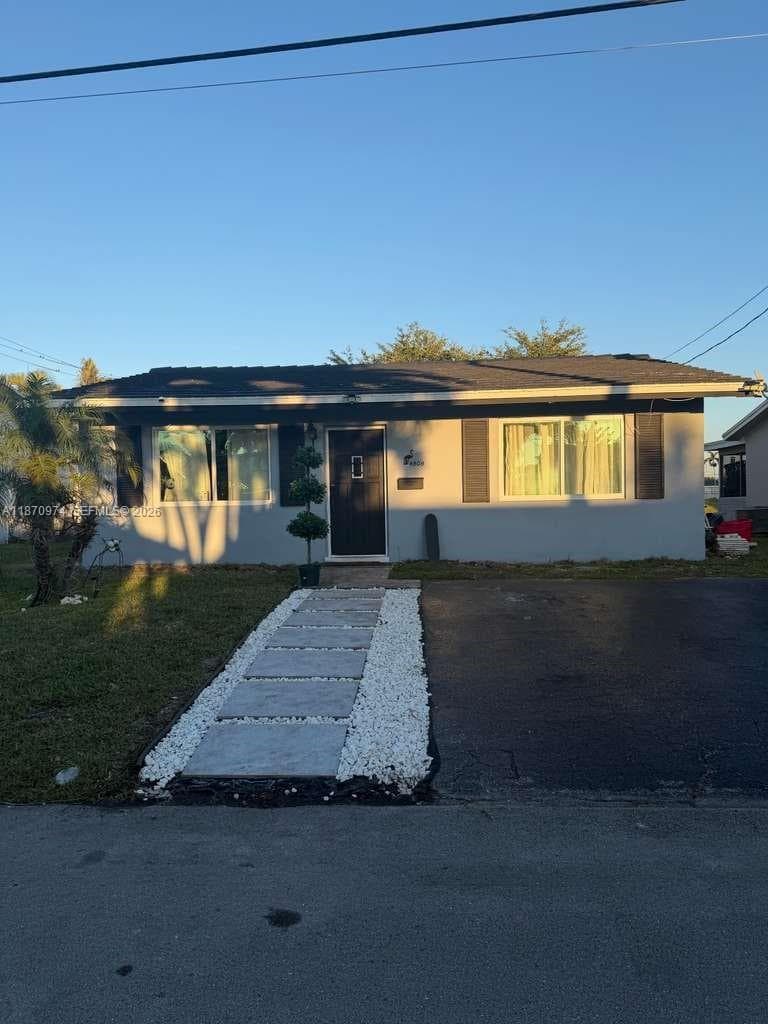 4808 NW 27th Ter, Tamarac FL 33309