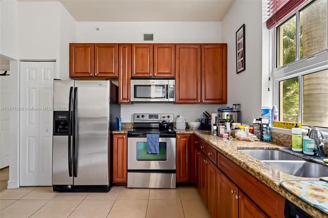 3001 NE 185th St # 135, Aventura FL 33180 - Aventura, FL - Photo 3
