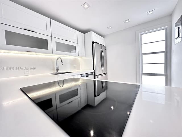 3301 N Country Club Dr # 410, Aventura FL 33180 - Aventura, FL - Photo 5
