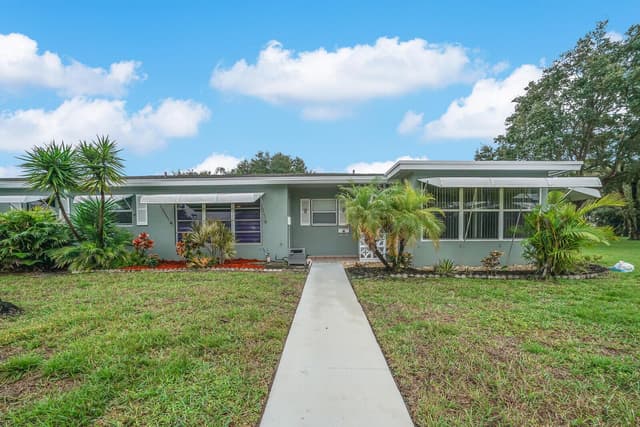 902 South Drive # C, Delray Beach FL 33445 - Delray Beach, FL - Photo 2