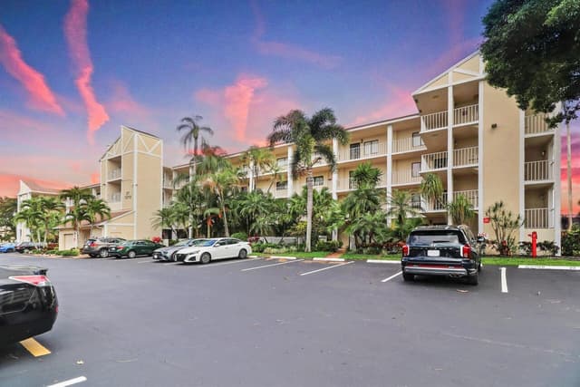 7270 Ashford Place # 106, Delray Beach FL 33446 - Delray Beach, FL - Photo 2