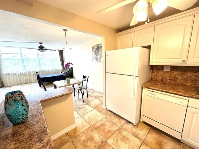 2771 Taft St # 302, Hollywood FL 33020 - Hollywood, FL - Photo 7