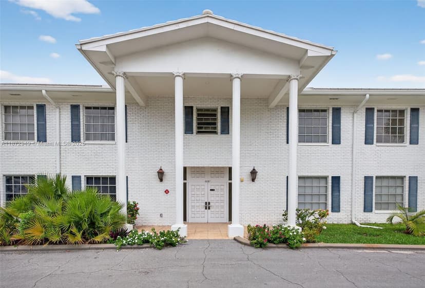 2261 NE 67th St # 1806, Fort Lauderdale FL 33308