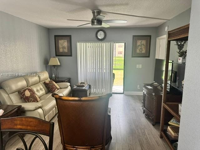 10332 Sunrise Lakes Blvd # 106, Sunrise FL 33322 - Sunrise, FL - Photo 6