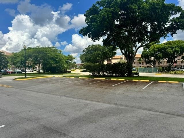 10332 Sunrise Lakes Blvd # 106, Sunrise FL 33322 - Sunrise, FL - Photo 3