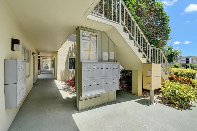 318 Monaco G # G, Delray Beach FL 33446 - Delray Beach, FL - Photo 5