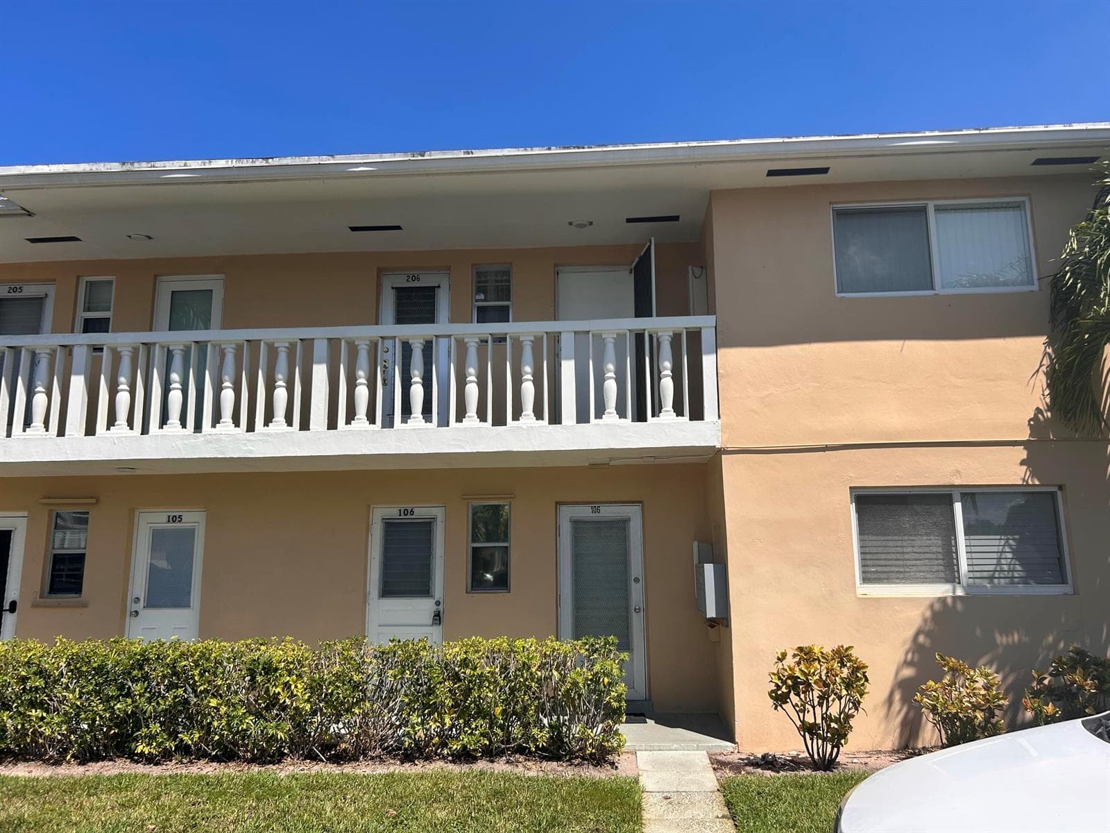 2214 NE 1st Way # 106, Boynton Beach FL 33435 - Boynton Beach, FL - Photo 1