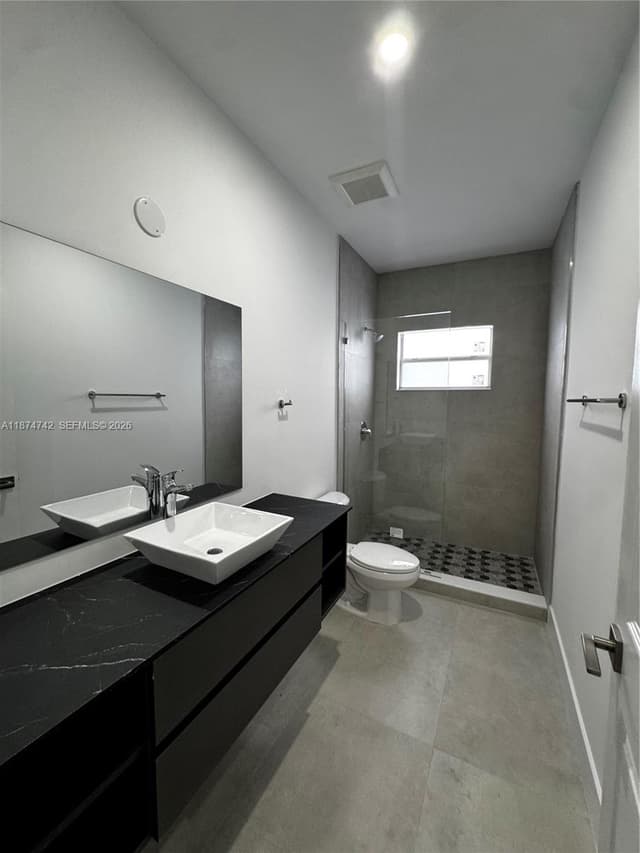 2541 NW 9th St, Fort Lauderdale FL 33311 - Fort Lauderdale, FL - Photo 6
