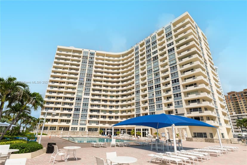 3180 S Ocean Dr # 1517, Hallandale Beach FL 33009
