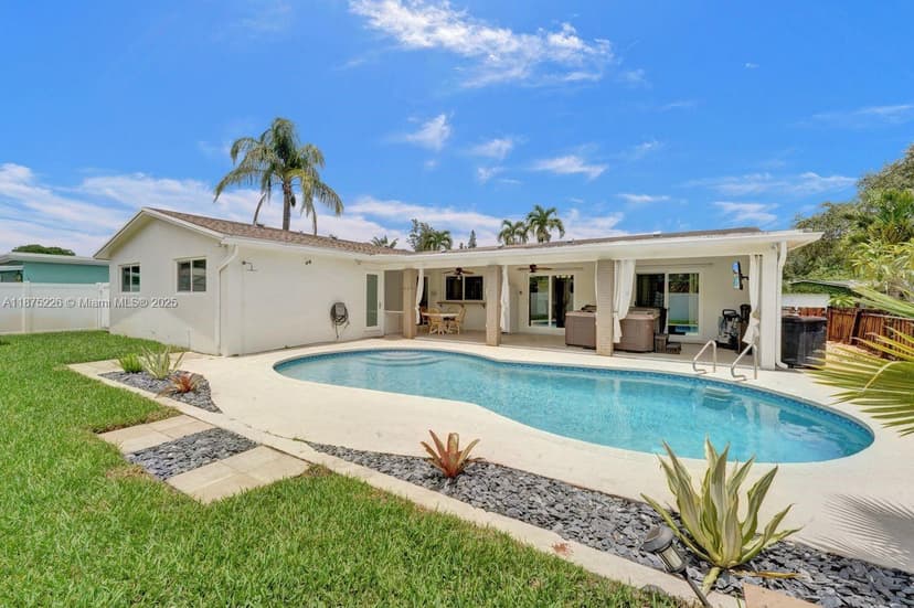 5031 SW 88th Ter, Cooper City FL 33328