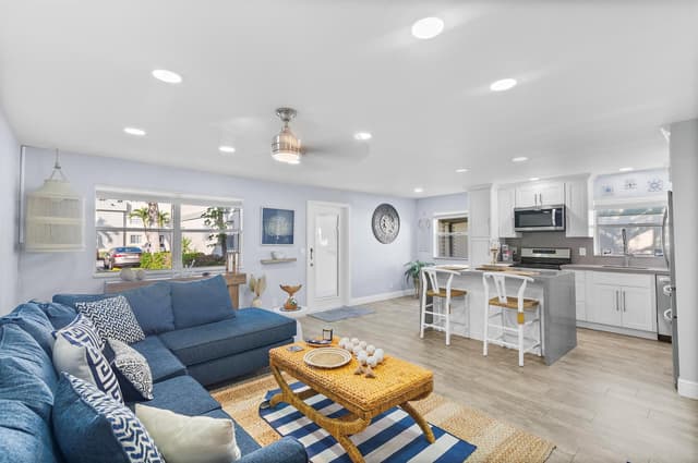 244 Monaco F, Delray Beach FL 33446 - Delray Beach, FL - Photo 2
