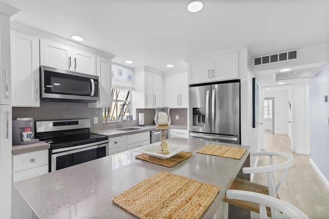 244 Monaco F, Delray Beach FL 33446 - Delray Beach, FL - Photo 7