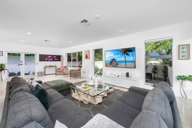 1019 NE 87th St, Miami FL 33138 - Miami, FL - Photo 5