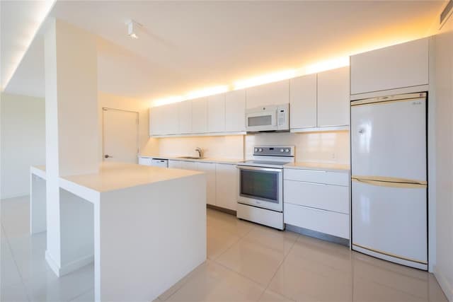 2555 NE 11th Street # 902, Fort Lauderdale FL 33304 - Fort Lauderdale, FL - Photo 4