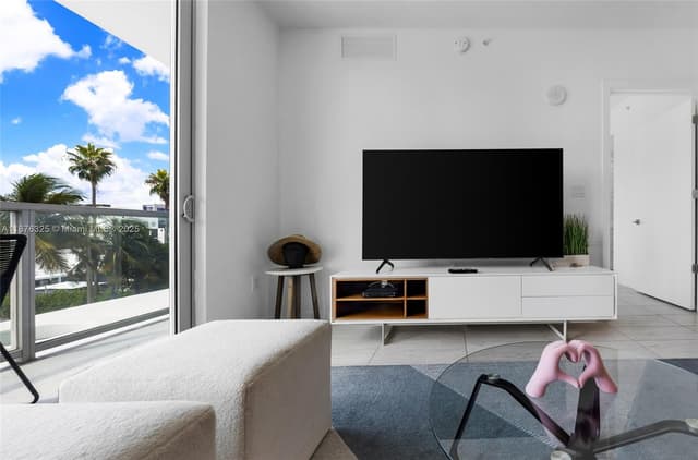 3900 Biscayne Blvd # 208, Miami FL 33137 - Miami, FL - Photo 7