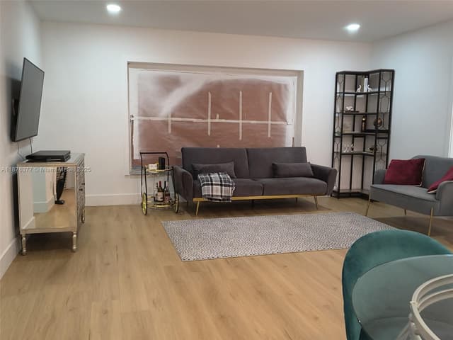 839 NW 13th Ave, Fort Lauderdale FL 33311 - Fort Lauderdale, FL - Photo 5