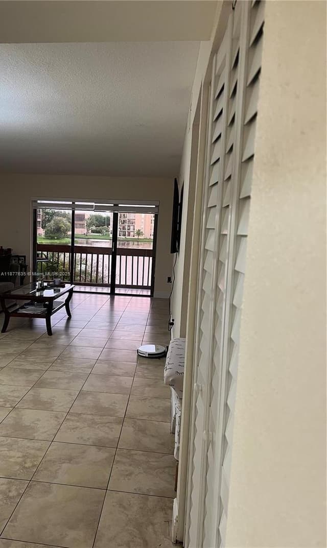 8875 Fontainebleau Blvd # 203, Miami FL 33172 - Miami, FL - Photo 3