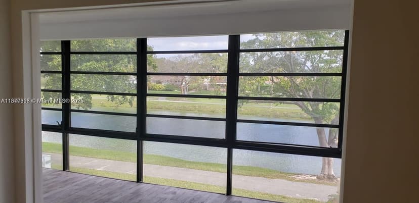 9709 Hammocks Blvd # 202, Miami FL 33196