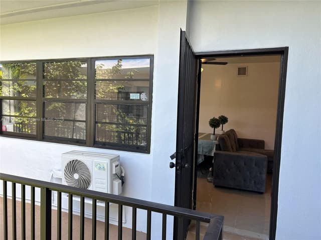 7845 NE Bayshore Ct # 20, Miami FL 33138 - Miami, FL - Photo 6