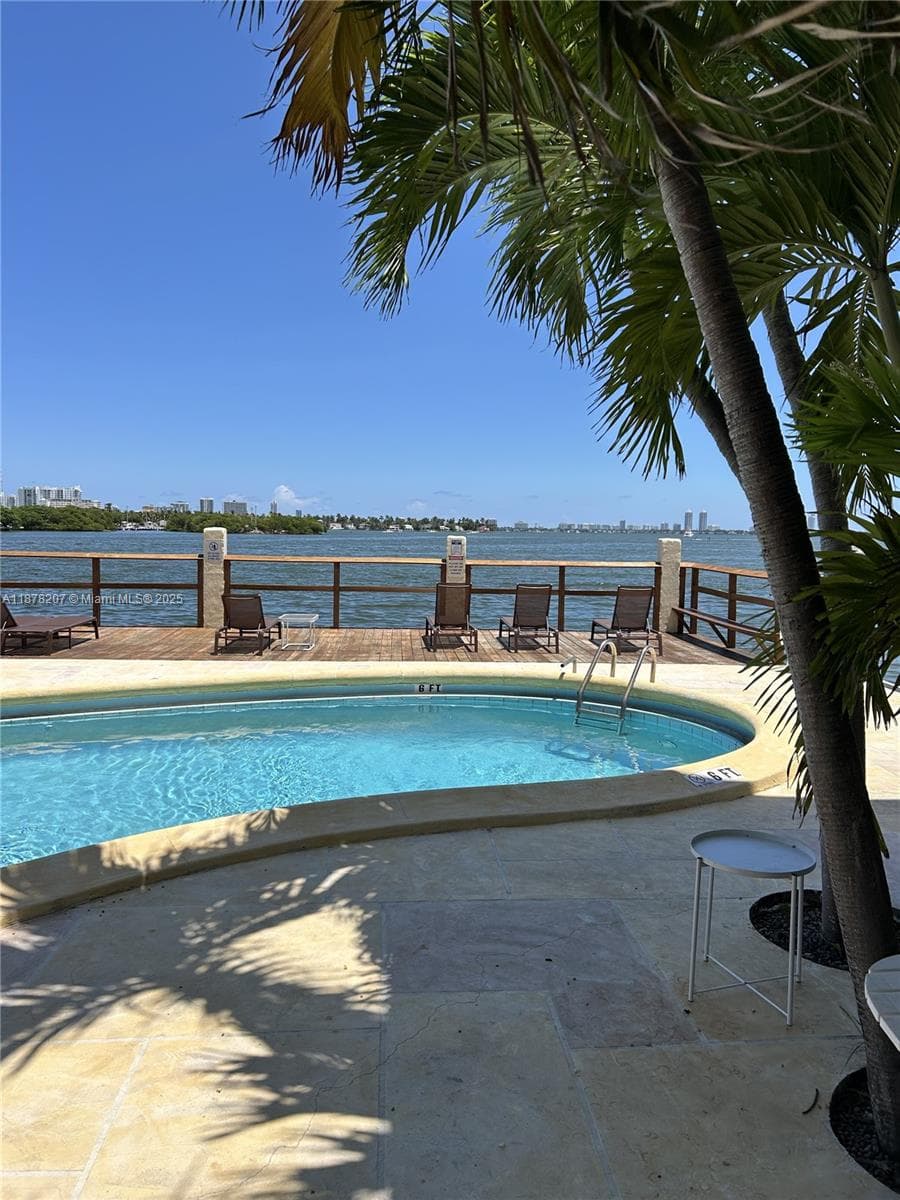 7845 NE Bayshore Ct # 20, Miami FL 33138 - Miami, FL - Photo 1