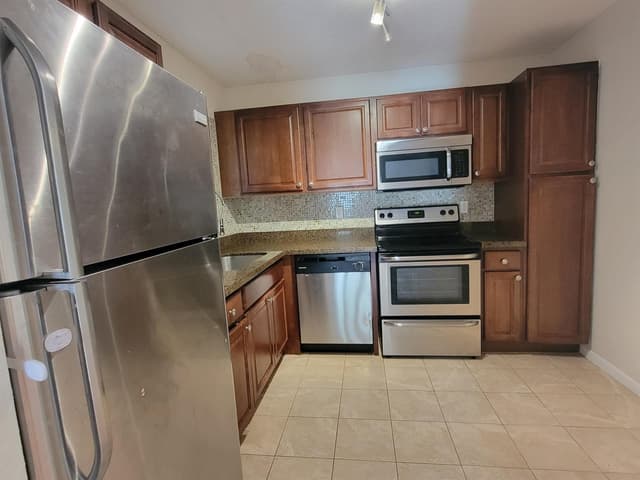 2539 NW 49 Terrace # 703, Coconut Creek FL 33063 - Coconut Creek, FL - Photo 5