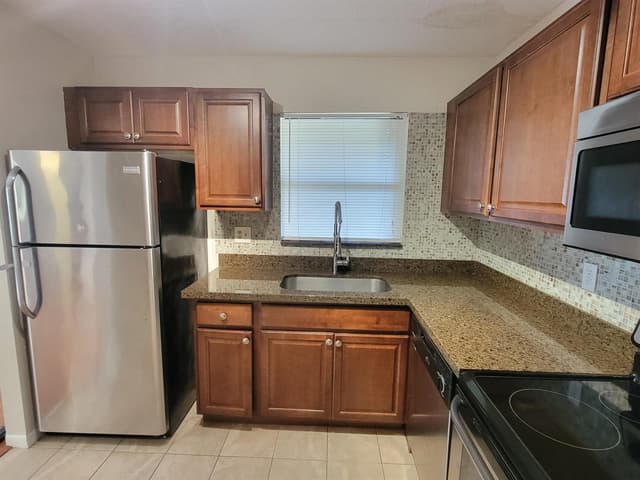 2539 NW 49 Terrace # 703, Coconut Creek FL 33063 - Coconut Creek, FL - Photo 4
