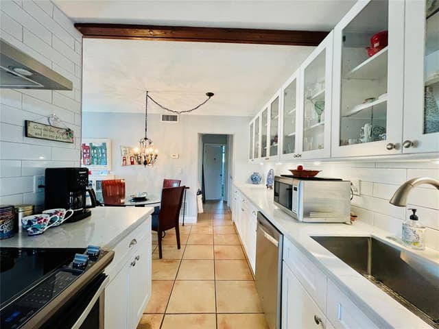 234 Hibiscus Avenue # 271, Lauderdale By The Sea FL 33308 - Lauderdale By The Sea, FL - Photo 7