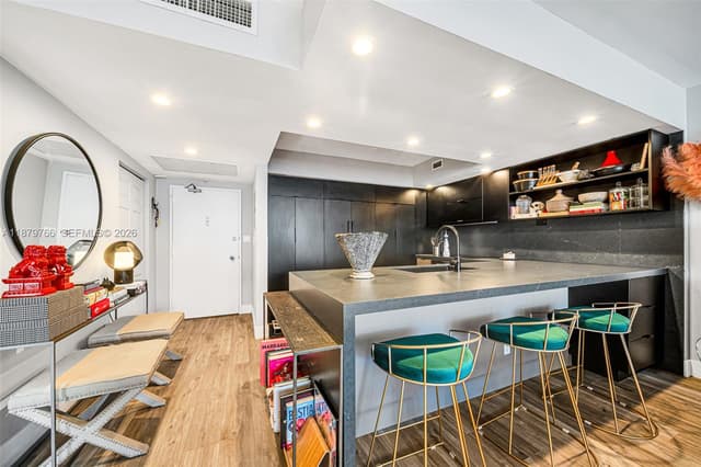 5600 Collins Ave # 12E, Miami Beach FL 33140 - Miami Beach, FL - Photo 4