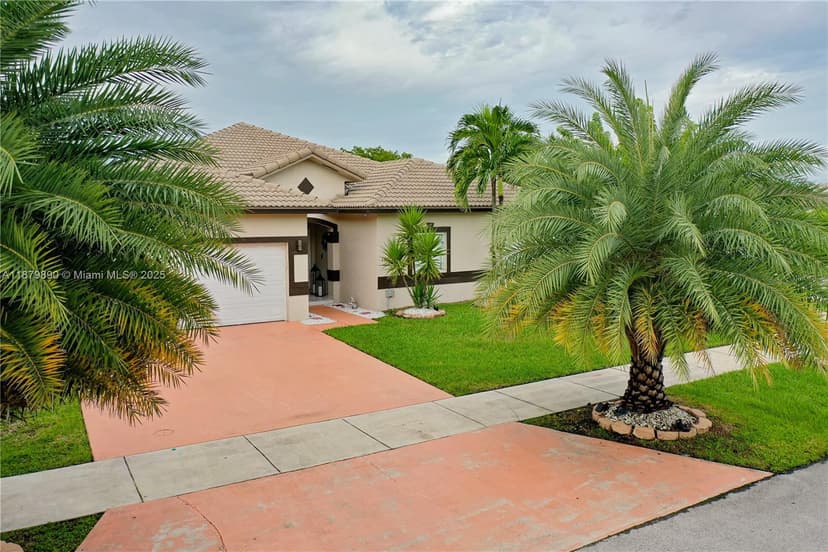 1407 SE 7th St, Homestead FL 33033