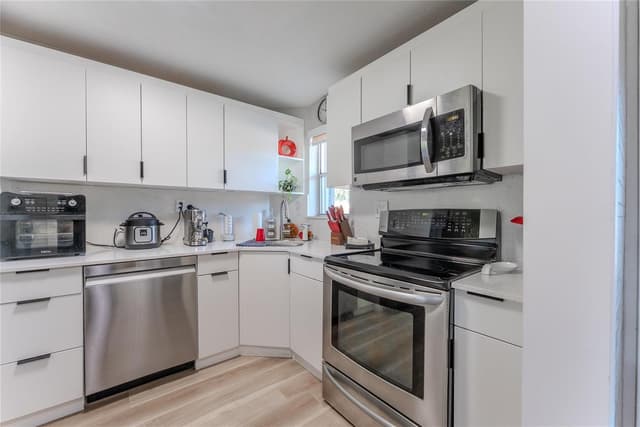 8900 Washington Boulevard # 115, Pembroke Pines FL 33025 - Pembroke Pines, FL - Photo 4