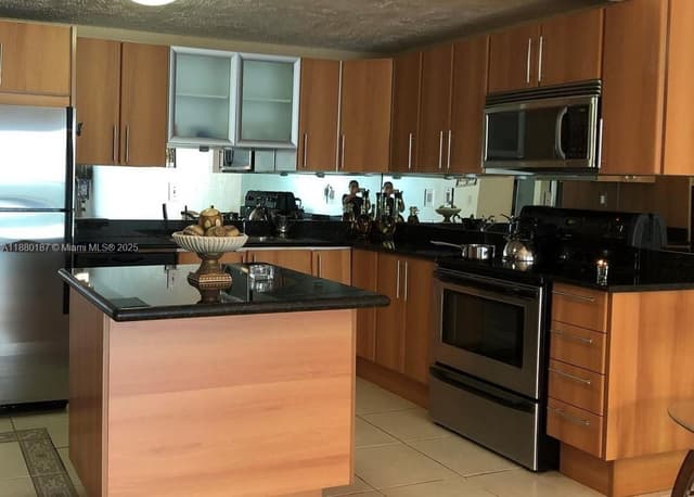 19390 Collins Ave # 1124, Sunny Isles Beach FL 33160 - Sunny Isles Beach, FL - Photo 6