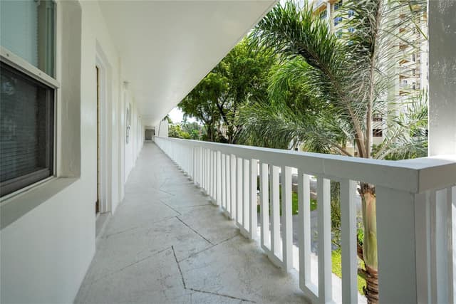 2555 NE 11th Street # 302, Fort Lauderdale FL 33304 - Fort Lauderdale, FL - Photo 3