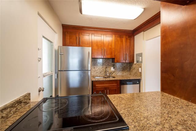 2555 NE 11th Street # 302, Fort Lauderdale FL 33304 - Fort Lauderdale, FL - Photo 4