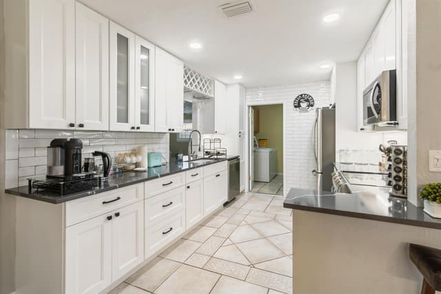 2258 Palmetto Road, West Palm Beach FL 33406 - West Palm Beach, FL - Photo 3
