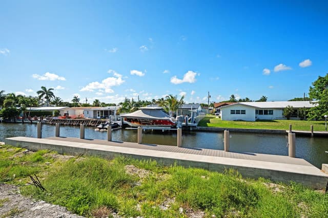 1410 Florian Drive, Dania Beach FL 33004 - Dania Beach, FL - Photo 7