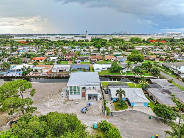 1410 Florian Drive, Dania Beach FL 33004 - Dania Beach, FL - Photo 3