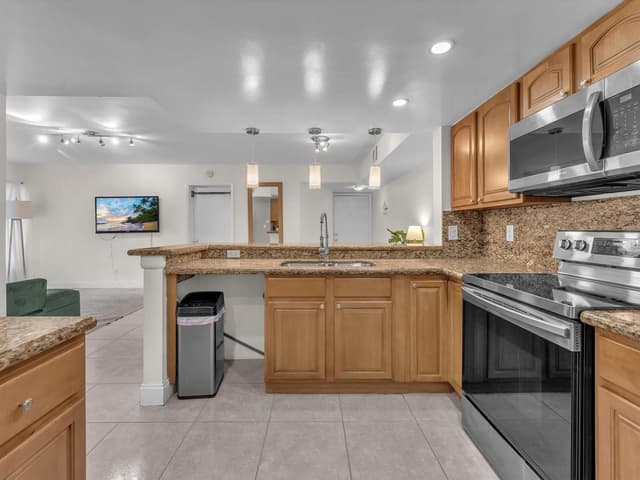 9022 W Atlantic Boulevard # 213, Coral Springs FL 33071 - Coral Springs, FL - Photo 3