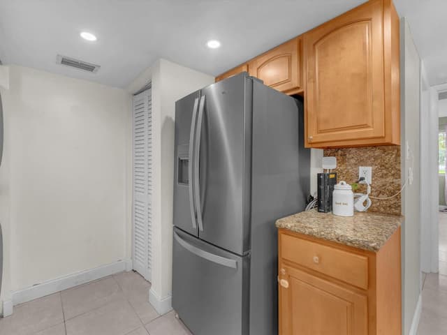9022 W Atlantic Boulevard # 213, Coral Springs FL 33071 - Coral Springs, FL - Photo 4
