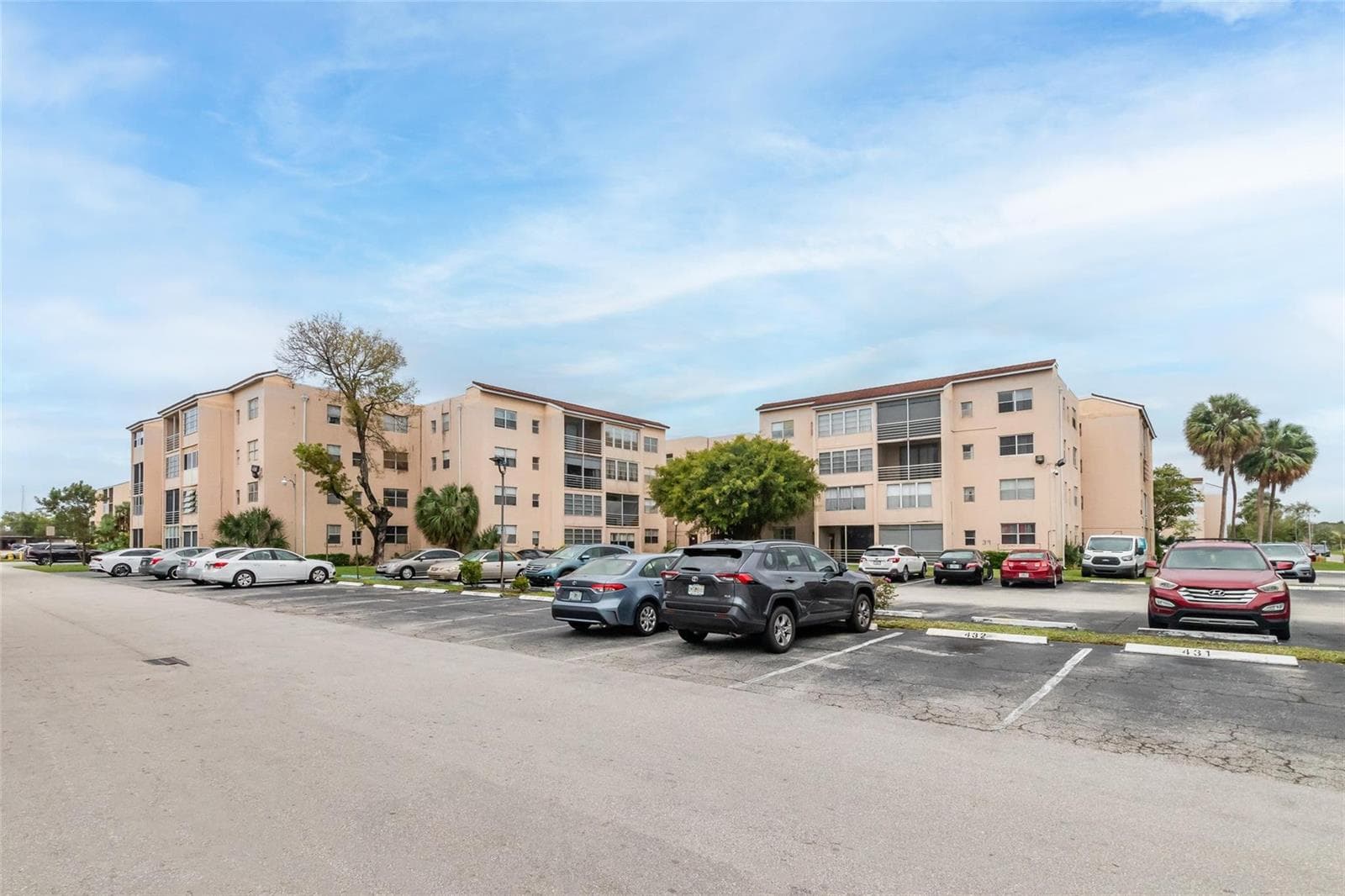 2840 Somerset Drive # 403, Lauderdale Lakes FL 33311