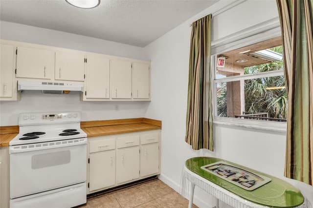 2840 Somerset Drive # 403, Lauderdale Lakes FL 33311 - Lauderdale Lakes, FL - Photo 5