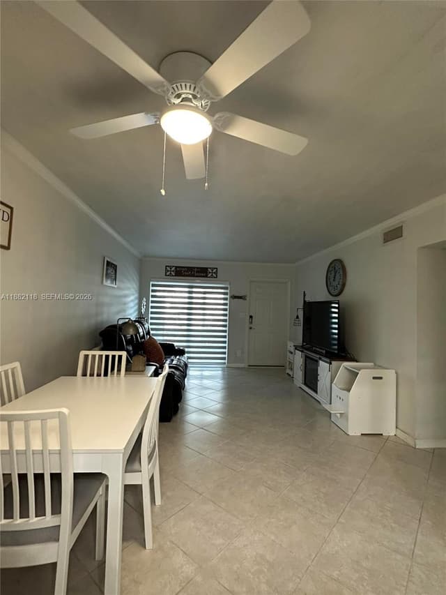 5387 SW 40th Ave # 103, Dania Beach FL 33314 - Dania Beach, FL - Photo 2