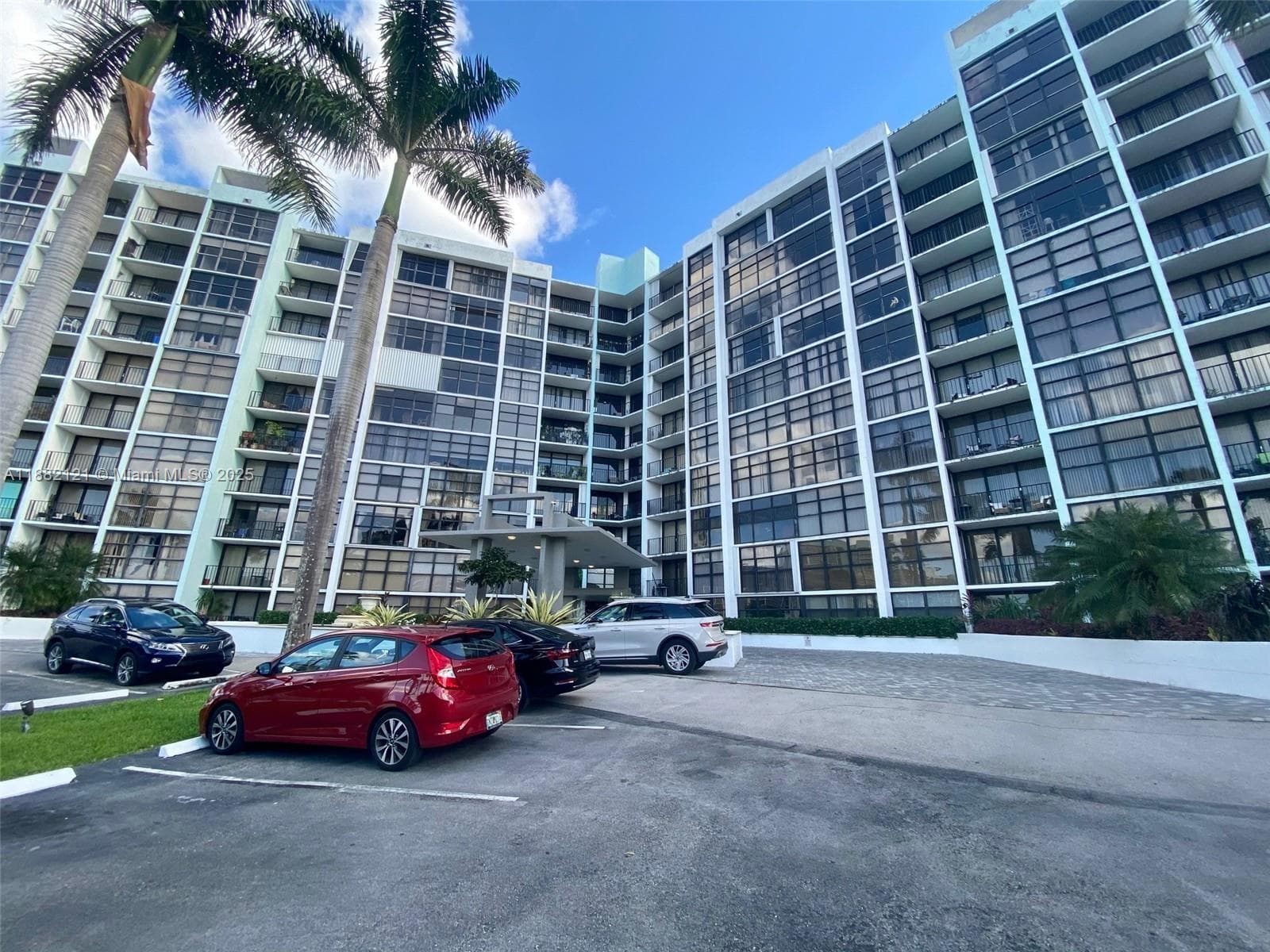 200 Leslie Dr # 228, Hallandale Beach FL 33009 - Hallandale Beach, FL - Photo 1