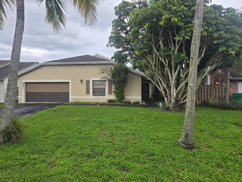3771 NW 73rd Way, Coral Springs FL 33065