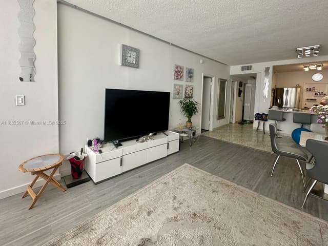 1825 S Ocean Dr # 6, Hallandale Beach FL 33009 - Hallandale Beach, FL - Photo 2