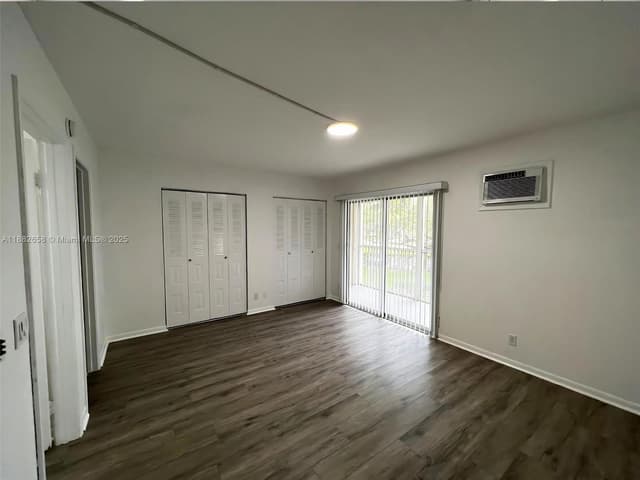 200 SW 132nd Way # 203L, Pembroke Pines FL 33027 - Pembroke Pines, FL - Photo 5