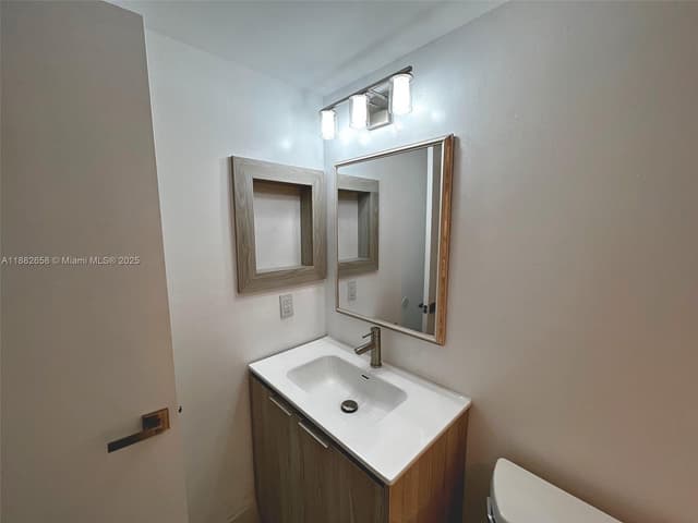 200 SW 132nd Way # 203L, Pembroke Pines FL 33027 - Pembroke Pines, FL - Photo 4