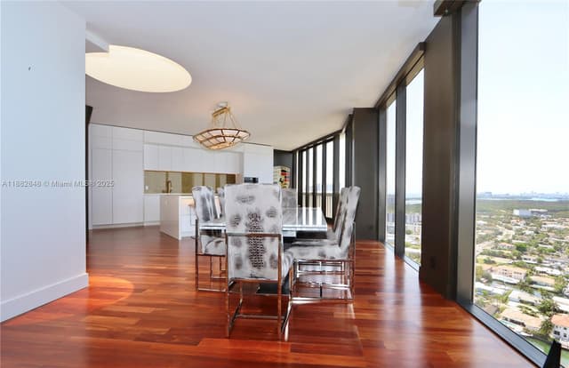 1000 Island Blvd, Aventura FL 33160 - Aventura, FL - Photo 5