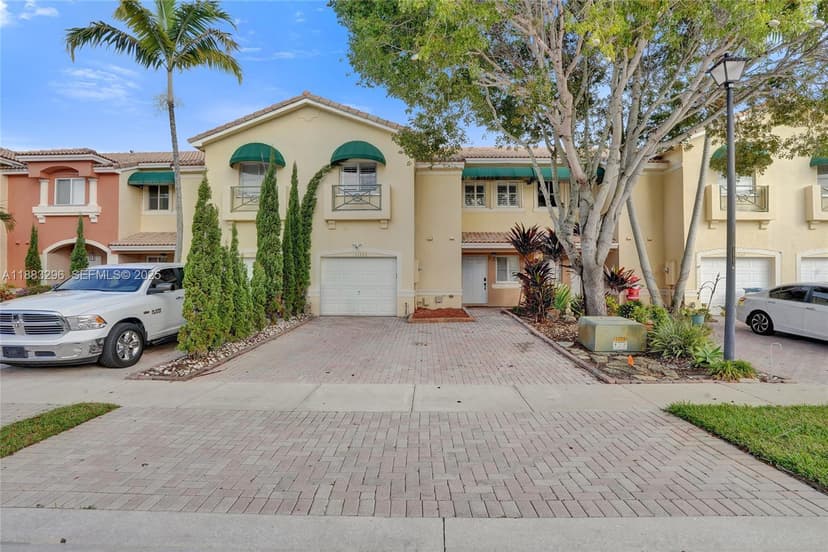 11373 NW 34th Pl, Sunrise FL 33323