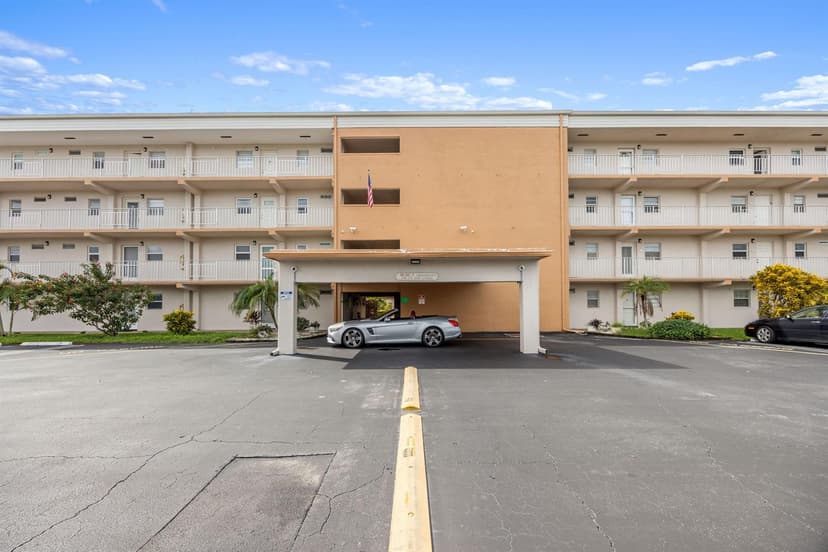 230 NE 26th Avenue # 206, Boynton Beach FL 33435
